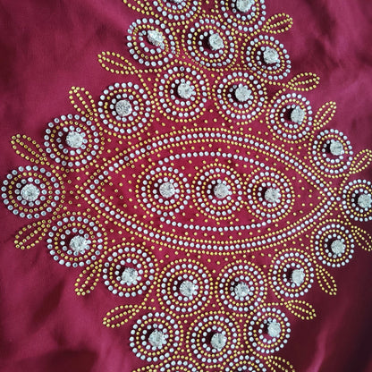 Luxurious chiffon African Dashiki abaya for women, elegantly crafted with batwing sleeves, showcasing a stunning Dubai-inspired maxi kaftan design.