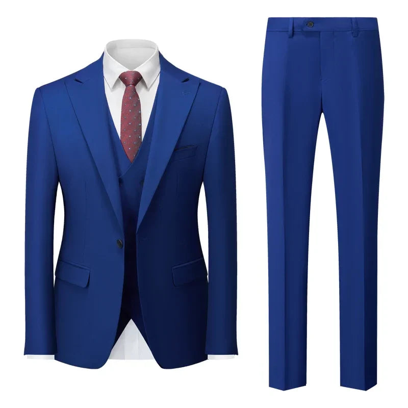 Elegant Italian slim fit business suit for men, showcasing luxurious craftsmanship and modern design.