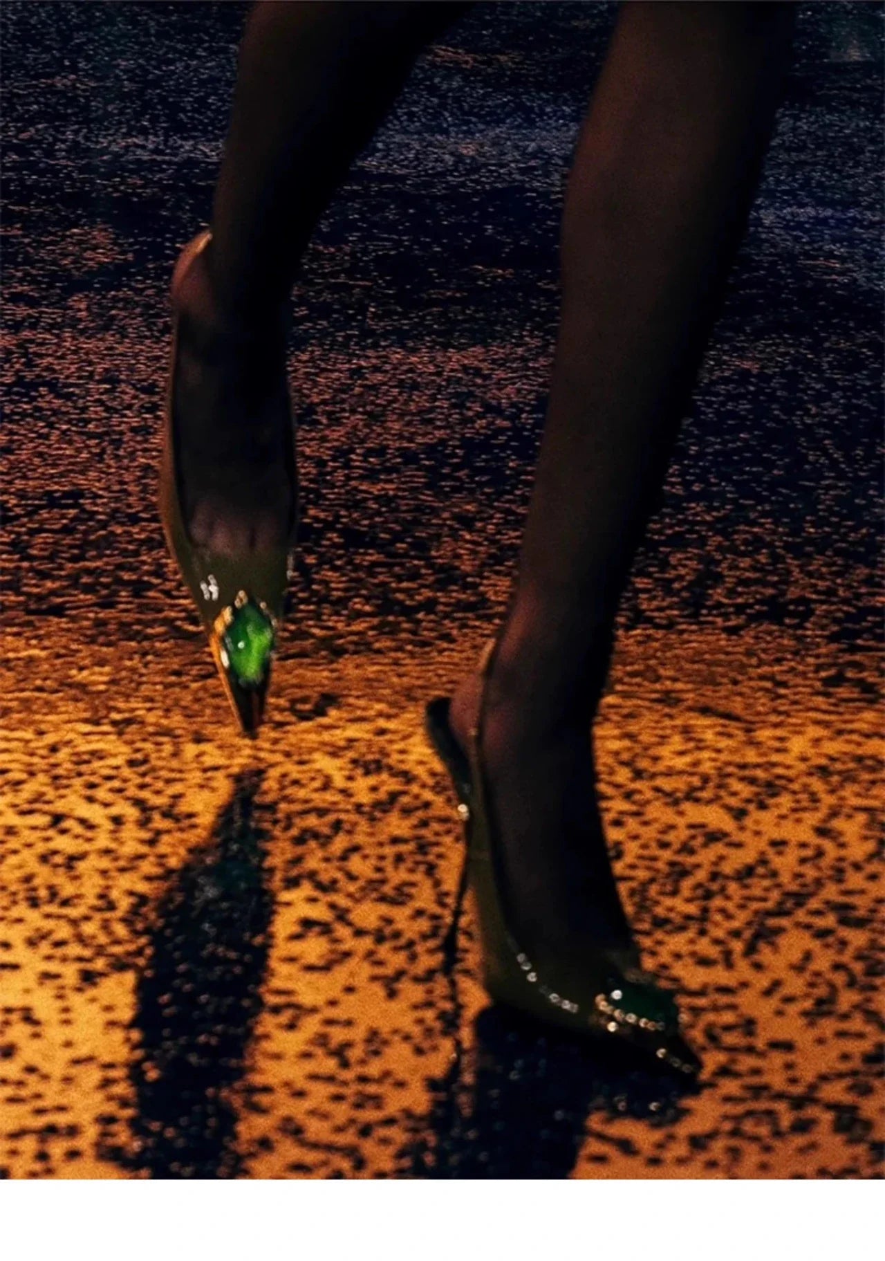 Stylish XINGDIKU red sandals showcasing a striking fox head jewel, ideal for contemporary women's footwear collection.