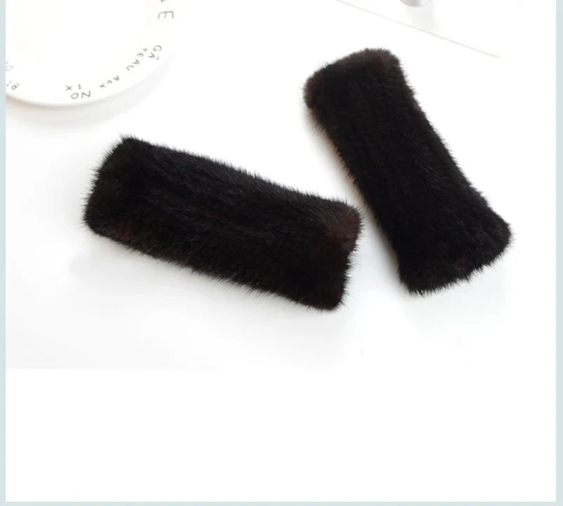 Premium 100% real mink fur half finger gloves for women, balancing elegance and functionality with a sophisticated design.