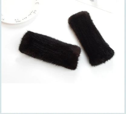 Premium 100% real mink fur half finger gloves for women, balancing elegance and functionality with a sophisticated design.