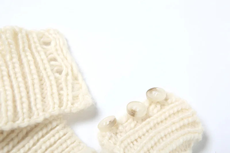 Stylish CM.YAYA bodycon dress with a sheath design, featured in luxurious materials including Acrylic and Spandex.