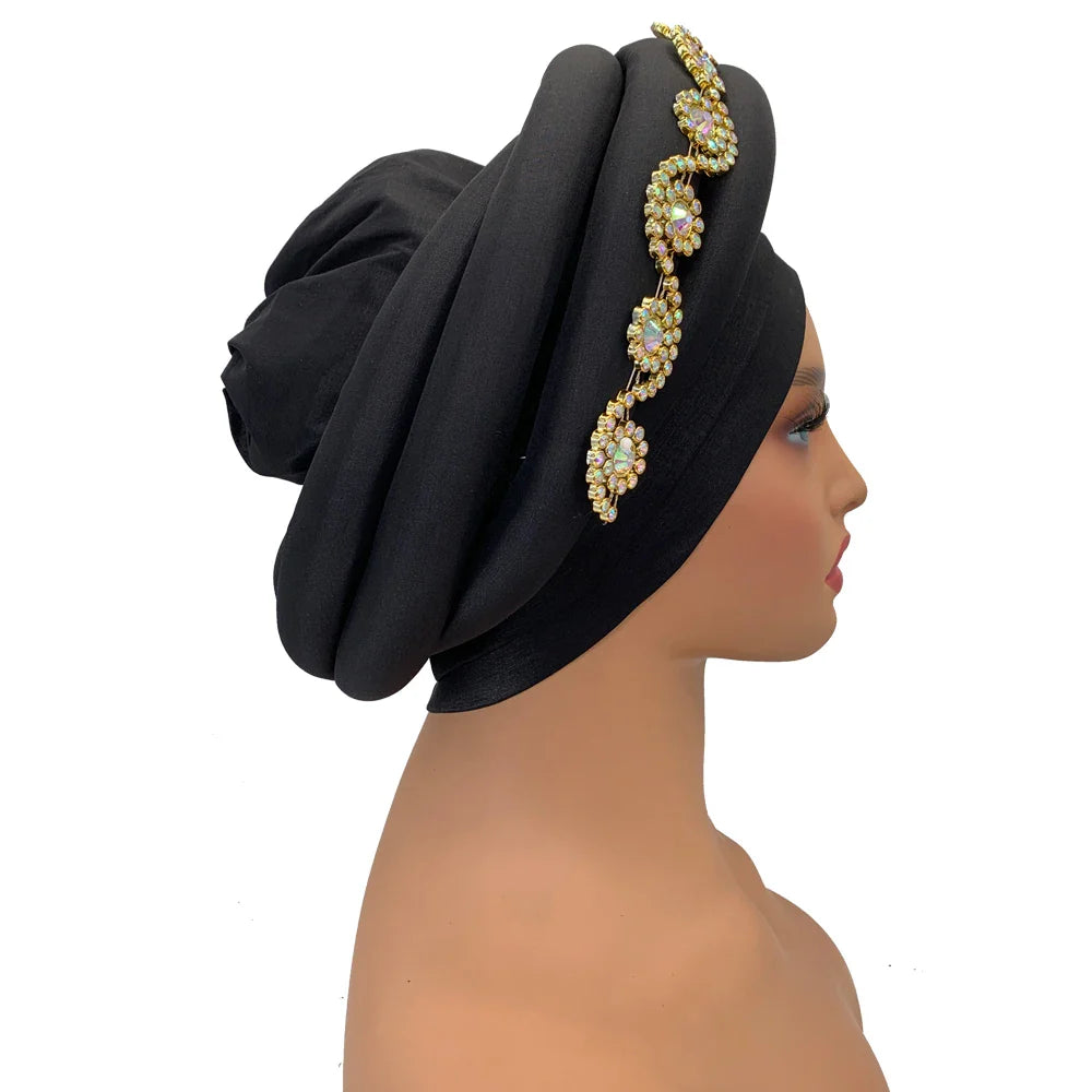 Stylish turban cap worn by a model, demonstrating the comfortable fit for head circumference 56-58cm, ideal for middle-aged women.