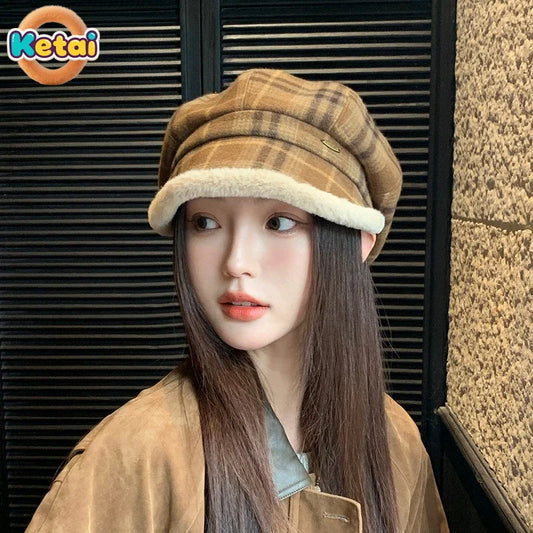 Detail view of luxury vintage plaid octagonal hat for women, made with soft plush material ideal for stylish outdoor activities.
