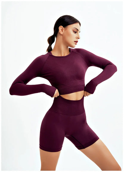 Sophisticated WAREBALL seamless yoga set in classic black, highlighting women's activewear that combines elegance with performance.