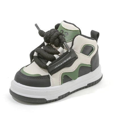 Chic and trendy children's high-top sneakers, ideal for ages 1-3, offering both style and practicality for active little ones.