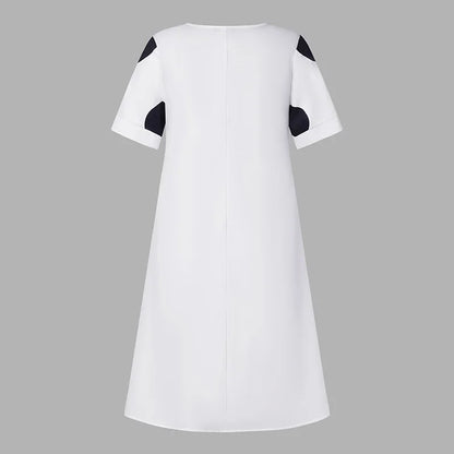 Chic dark pink VONDA Plus Size Maxi Dress embodying a relaxed bohemian style, ideal for beach holidays and casual events.