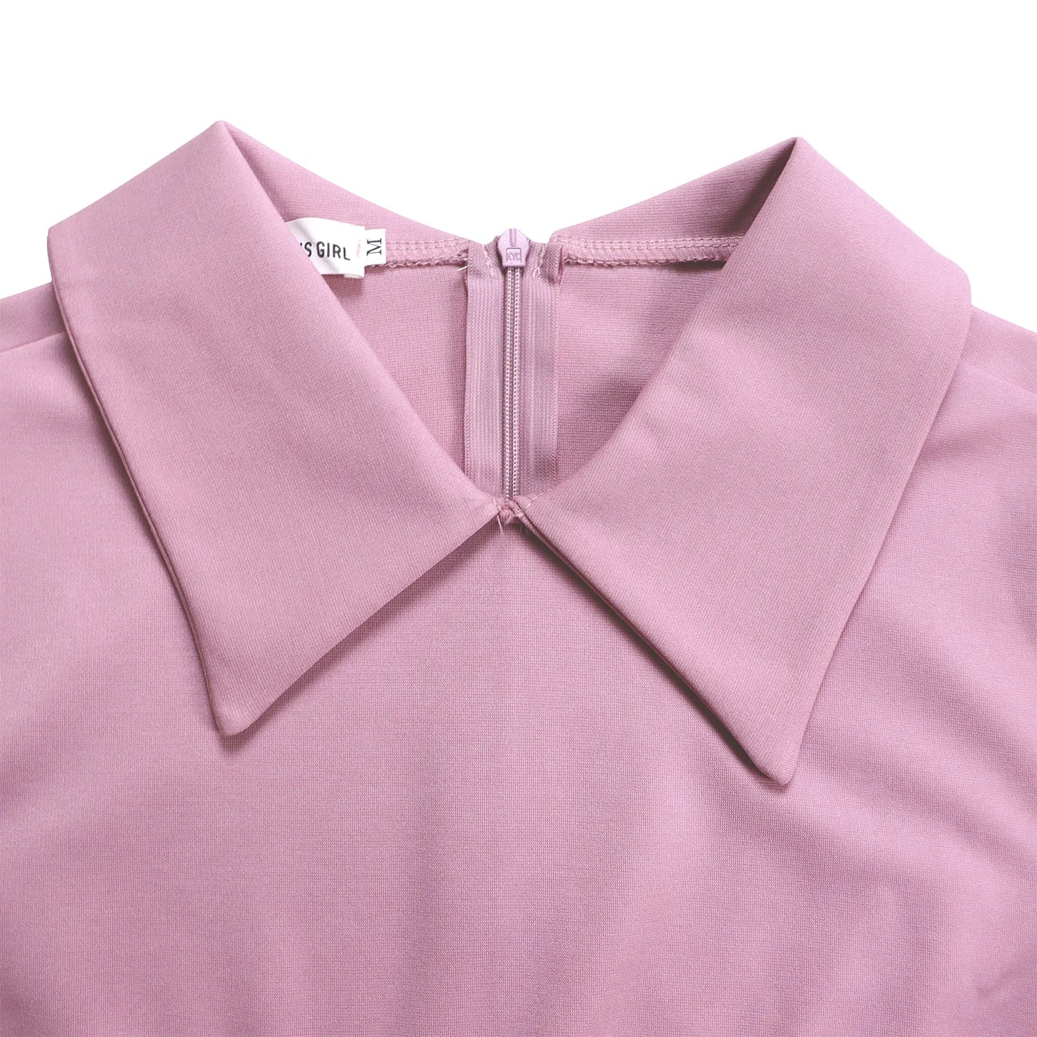 Elegant women's high-waisted pleated knee-length evening dress featuring a sophisticated Peter Pan collar, designed for a luxurious evening look.