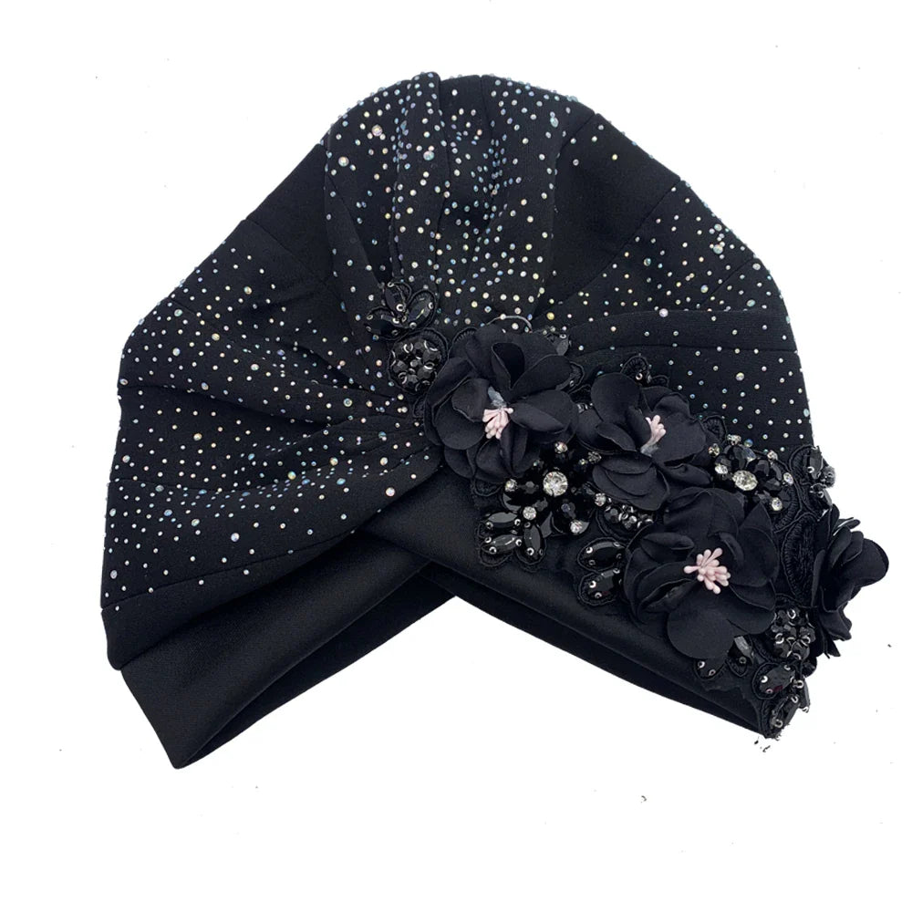 Stylish African head wrap elegantly adorned with rhinestones, combining comfort and fashion for the discerning woman - suitable for head circumference 56-58cm.