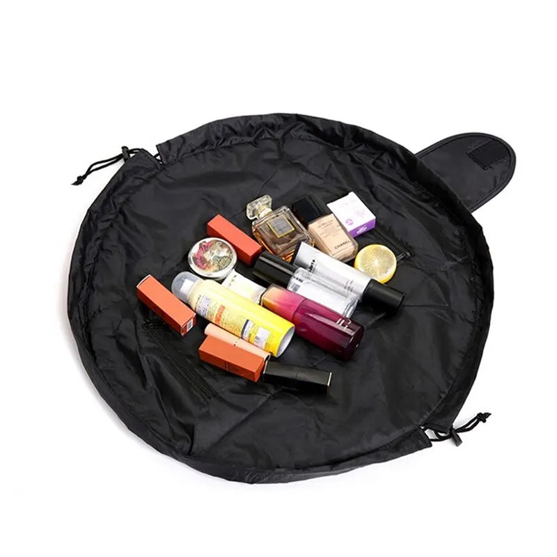 Chic 50X62CM makeup storage bag showcasing a luxurious design, ideal for women who seek convenience and style during travel.