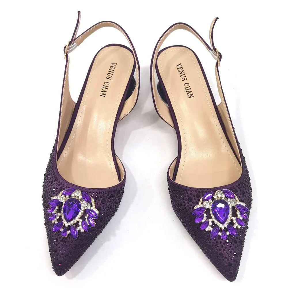 Stylish pointed toe design of the women's pumps, highlighting a blend of comfort and high-fashion style.