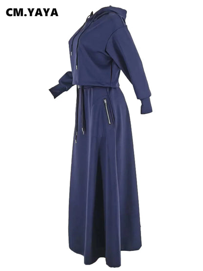 Fashionable CM.YAYA Women's Two-Piece Set in solid colour, designed for versatile Autumn/Winter looks, suitable for middle-aged women.