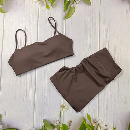 Luxury women's butt lifting gym sports set featuring high elastic yoga shorts, designed for comfort and style in fitness activities.