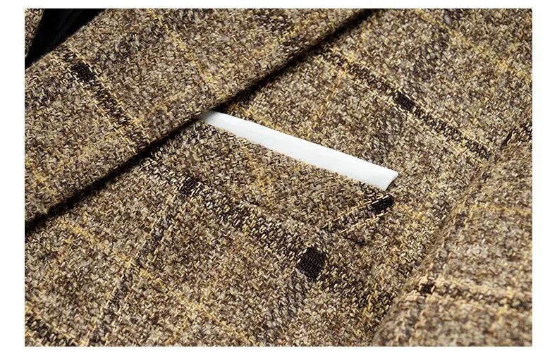 Luxurious Men's One Button Suit Set with complementary vest and trousers, designed for the modern gentleman's formal wardrobe.