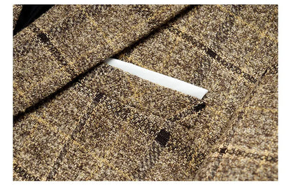 Luxurious Men's One Button Suit Set with complementary vest and trousers, designed for the modern gentleman's formal wardrobe.