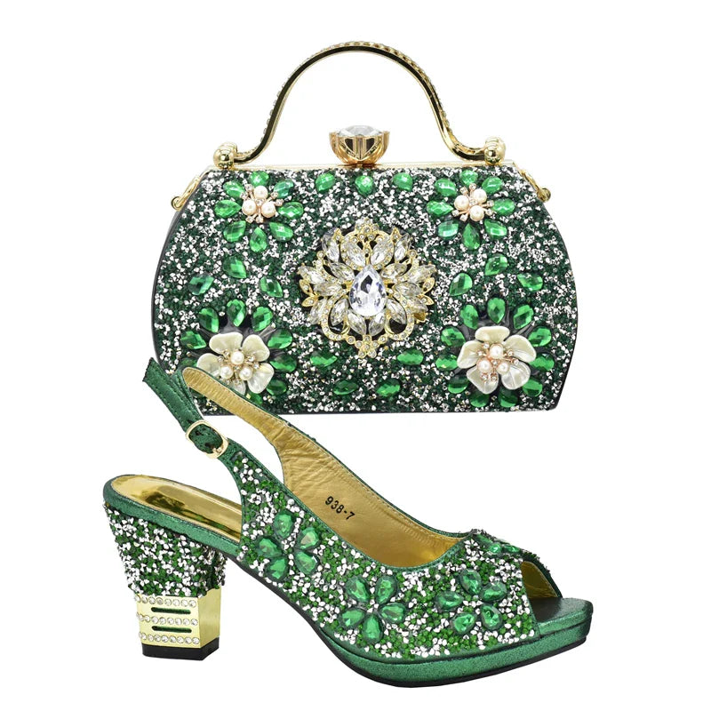 Fashionable women’s wedding shoes set with a sleek purple colour and matching handbag, perfect for elegant summer wedding celebrations.