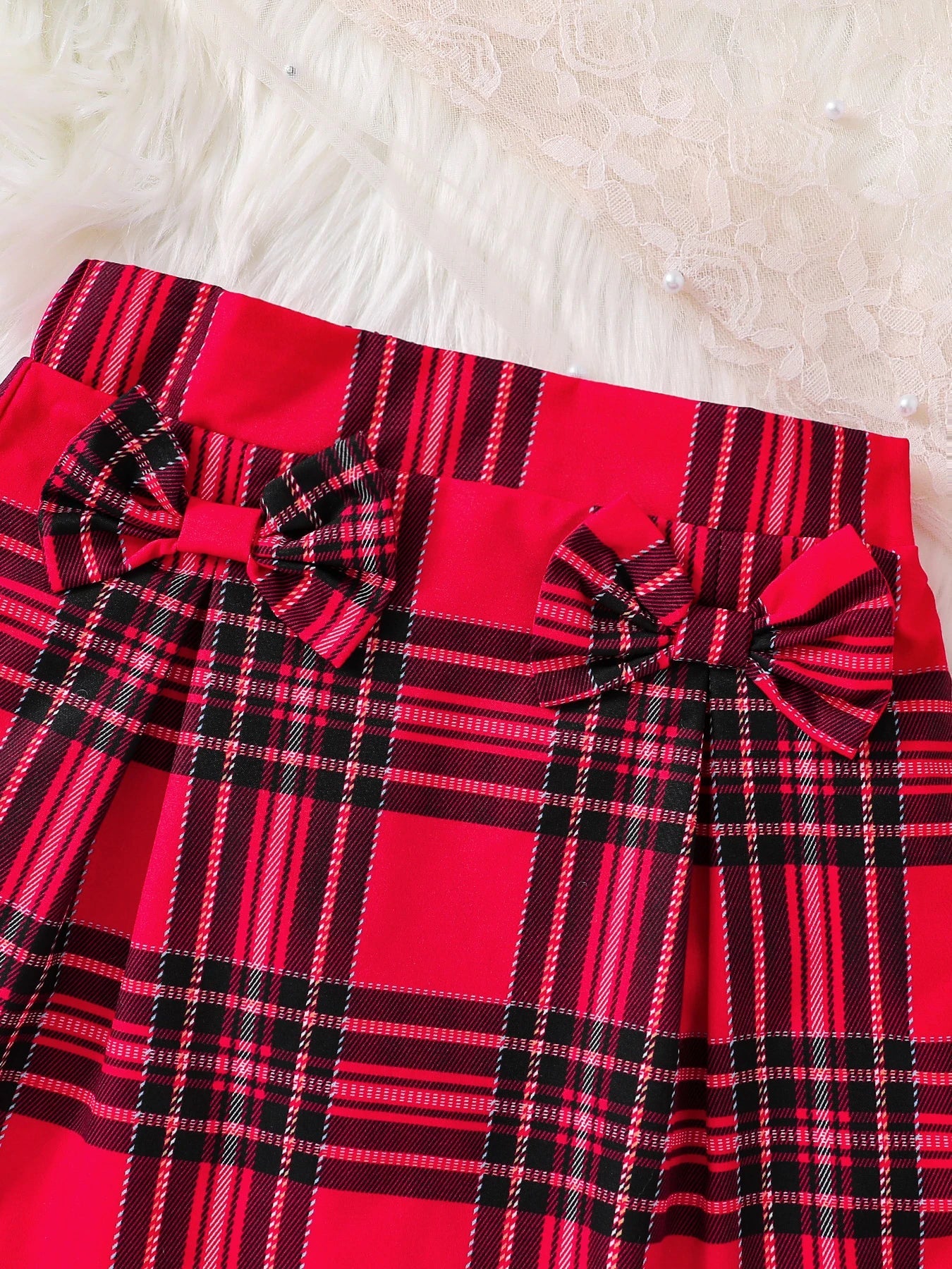 Opulent girls' 3-piece knitted fashion set featuring a vibrant red tank top with lace collar and a stylish checkered skirt for ages 4-6, perfect for trendy autumn outfits.