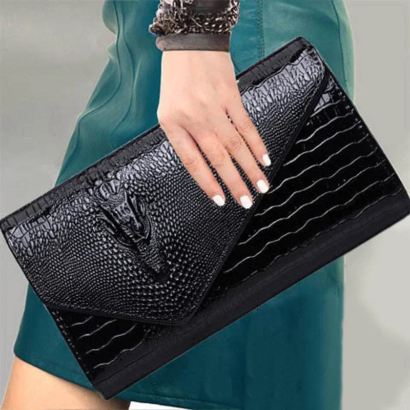 Chic crossbody shoulder bag for women made with luxurious PU material, featuring a sleek crocodile pattern and soft construction.