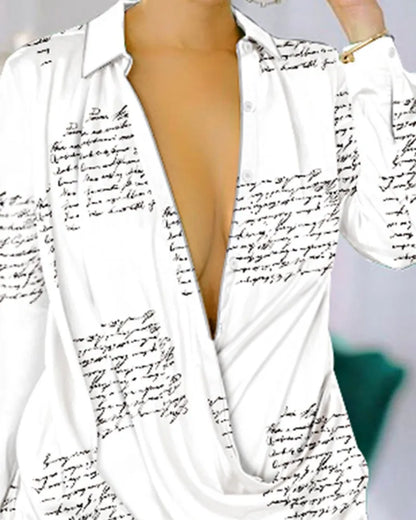 Chic printed women's blouse with a relaxed fit, designed for effortless sophistication during spring and summer outings.