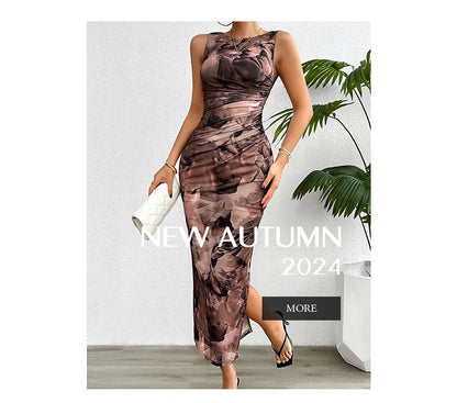 Elegant women's slimming sleeveless printed dress featuring a fashionable split bottom, ideal for casual outings in spring and summer.