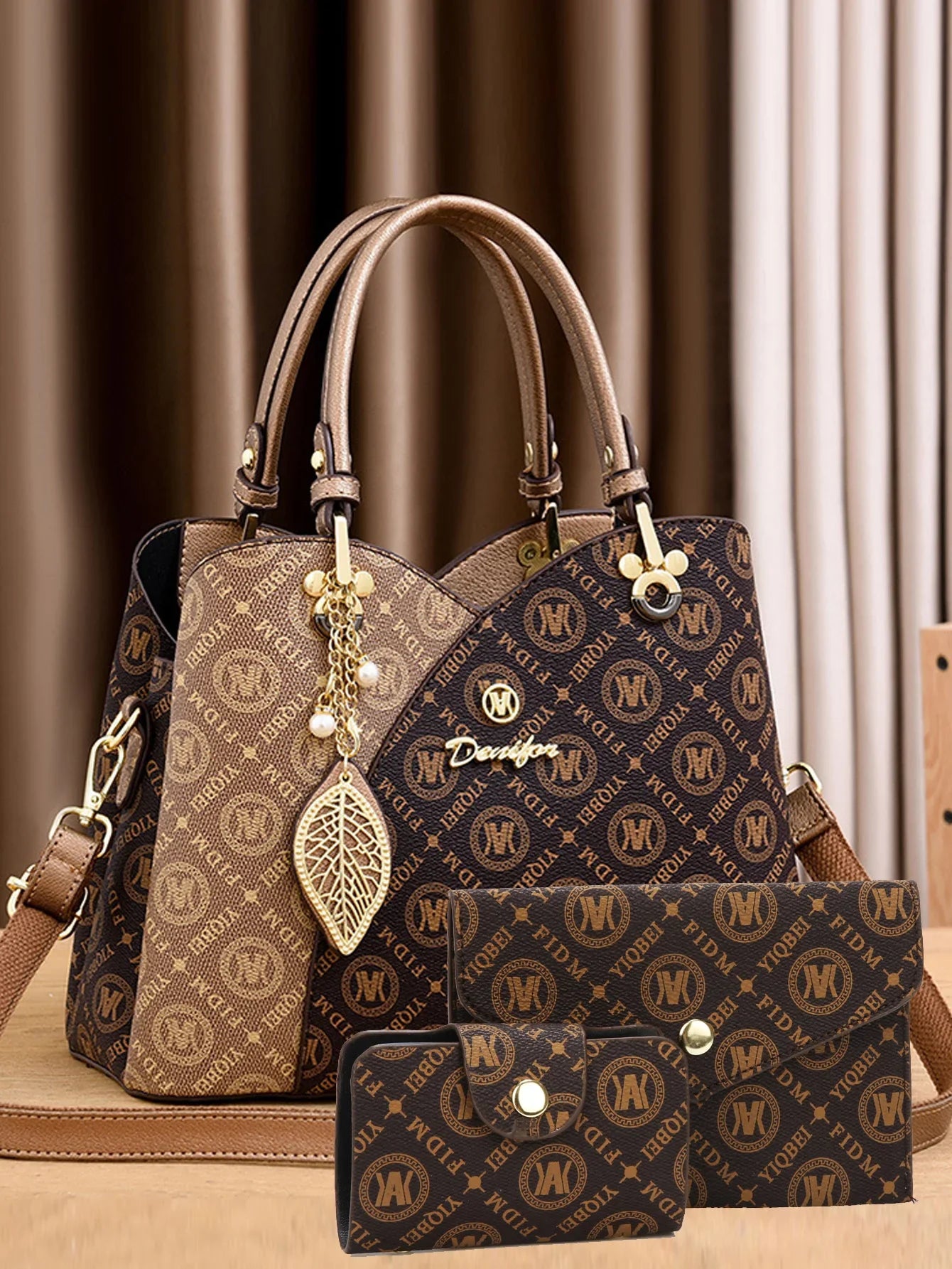 Elegant 3-piece women's tote bag set in ivory white, crafted from high-quality faux leather, featuring a spacious design and magnetic closure, perfect for stylish and sophisticated outings.