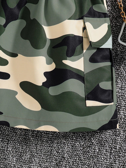 Chic camouflage skirt designed for girls, part of a stylish autumn fashion 2-piece set perfect for young trendsetters.