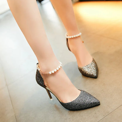 Luxurious women's pumps ideal for special occasions, crafted with exquisite attention to detail.