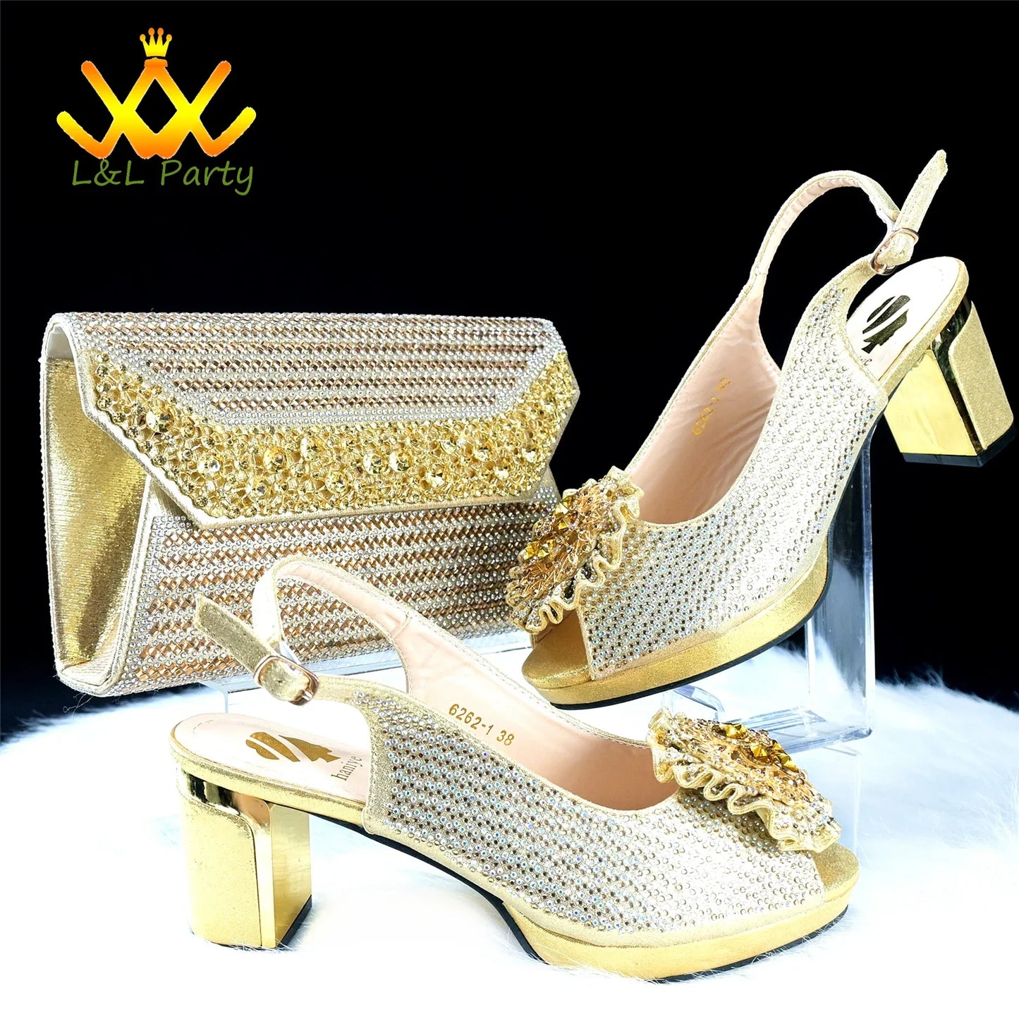 Chic green sandals paired with a matching handbag, a sophisticated choice for brides or wedding guests looking for elegance.