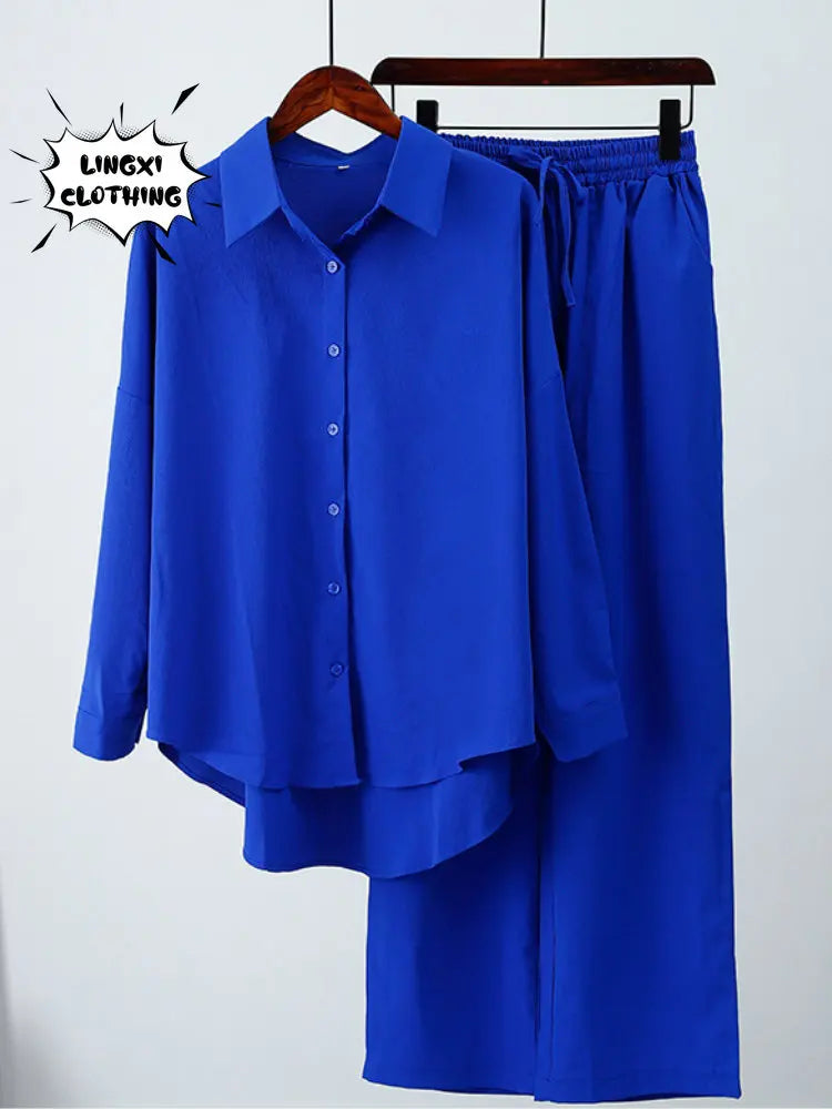 High-quality polyester fabric of the women's outfit set, showcasing a plush texture and sophisticated drape suitable for casual elegance.