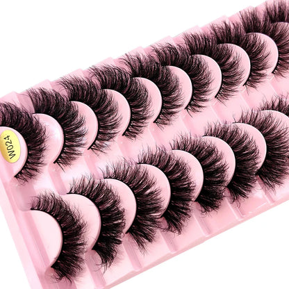 Luxury 3D Faux Mink Lashes - Dramatic, Fluffy, and Soft False Eyelashes perfect for elegant makeup looks.