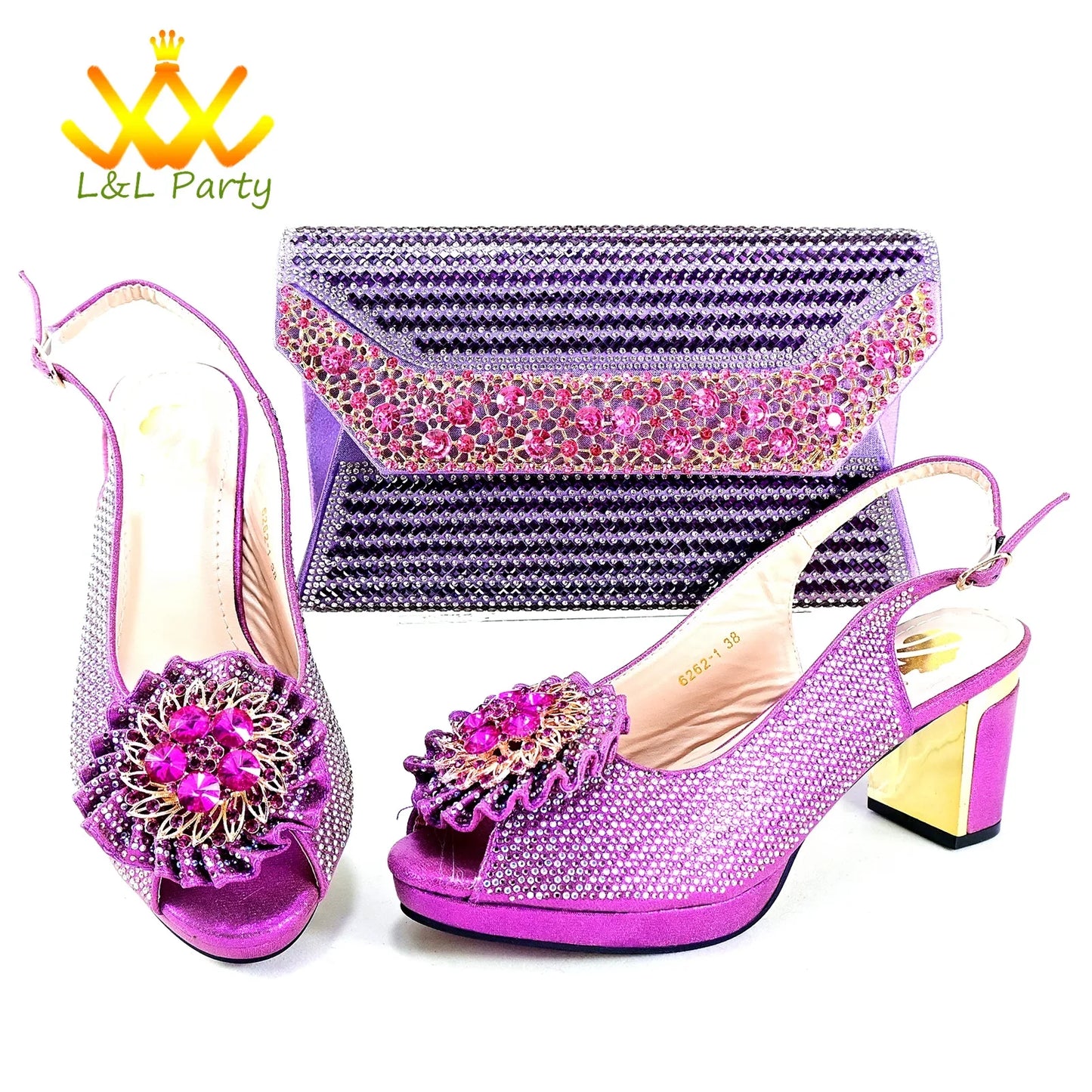 Luxurious matching green crystal handbag set for women, perfect for special occasions and weddings.