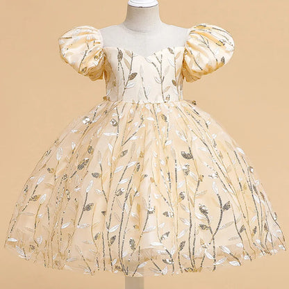 Delicate summer dress made from high-quality cotton and polyester, crafted for comfort and style, suitable for girls aged 2-12.