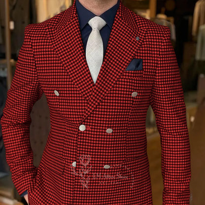Luxurious men's white vintage houndstooth jacket featuring a peak lapel and double-breasted design, perfect for elegant weddings and formal parties.