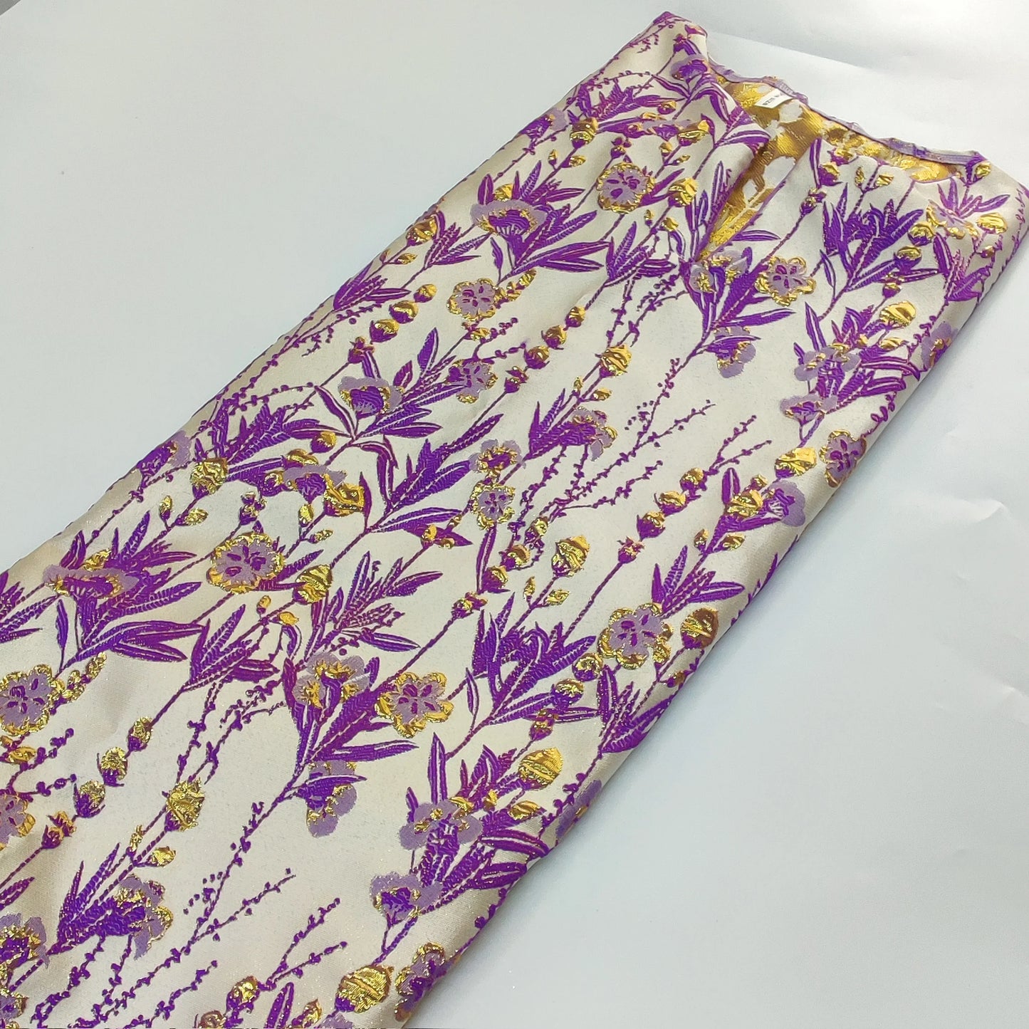 Elegant Luxury African Women Brocade Boubou Dress featuring unique Bazin Riche decoration, perfect for parties and celebrations.