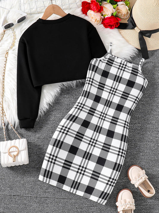 Elegant detail of the girls' long sleeve top from the 2-piece set, showcasing premium polyester fabric in a chic design suitable for ages 7-13 years.