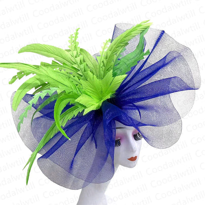 Fashionable Kentucky Derby fascinator hat for women, featuring a graceful design that enhances elegance for weddings, parties, and formal events.