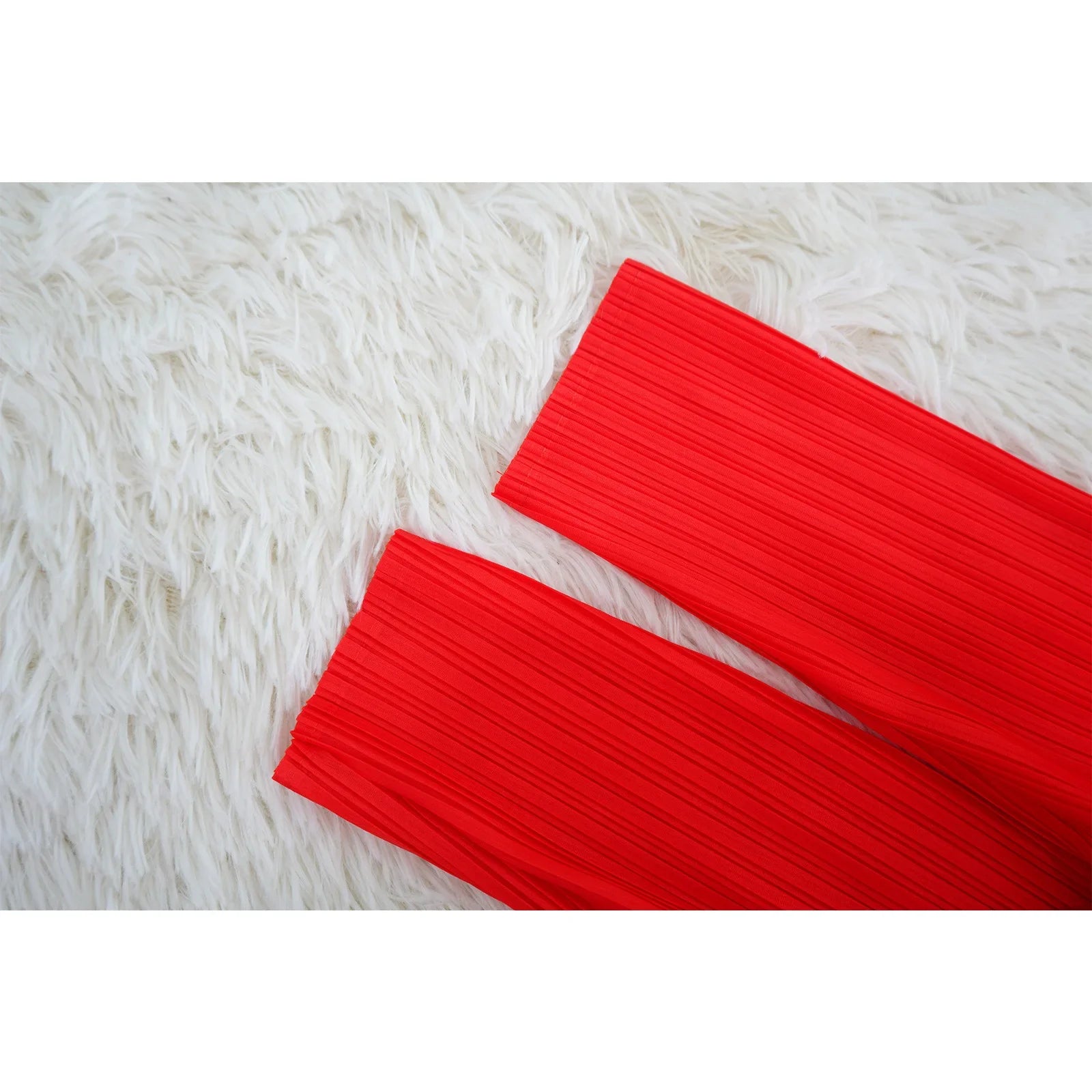 Luxurious African Plus Size O-Neck Pleated Long Dress adorned with traditional Dashiki patterns, perfect for elegant women's attire.