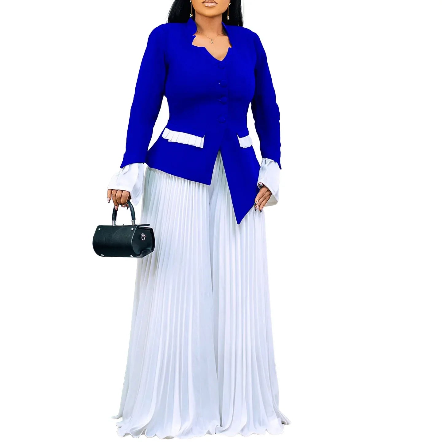 Detail of the V-neck collar and flare sleeves of the CM.YAYA blazer shirt set, highlighting the luxurious fabric and tailored fit.