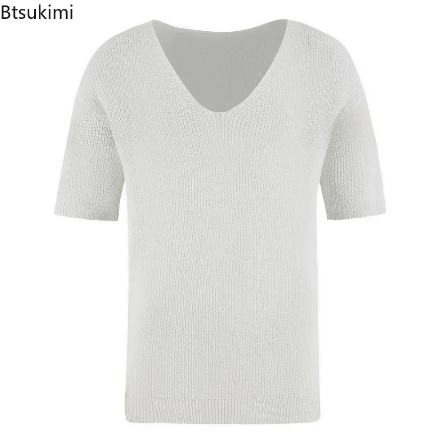 Elegant men's casual v-neck knit top in breathable polyester, perfect for spring and summer outings. Available in sizes S-2XL.