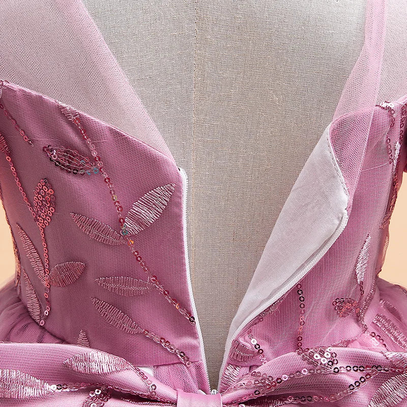 Luxurious girls' princess party dress featuring elegant puff sleeves and a charming back bow, perfect for weddings and birthdays.