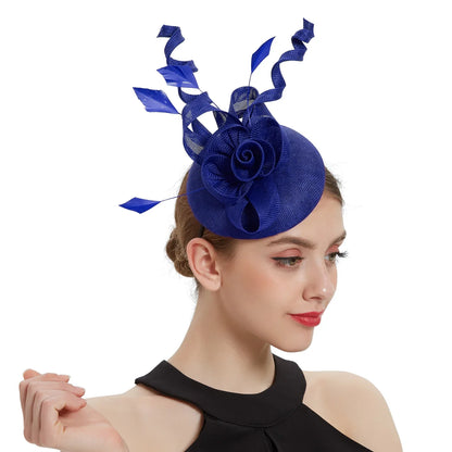 Chic unisex fascinator hat, suitable for year-round parties and formal gatherings.