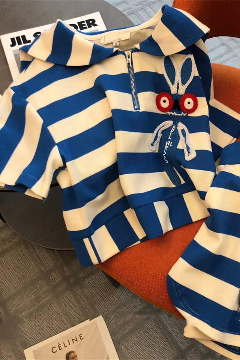 Elegant women's casual striped two-piece sportswear set featuring short sleeves and shorts, crafted from high-quality synthetic fiber, perfect for a fresh summer look.