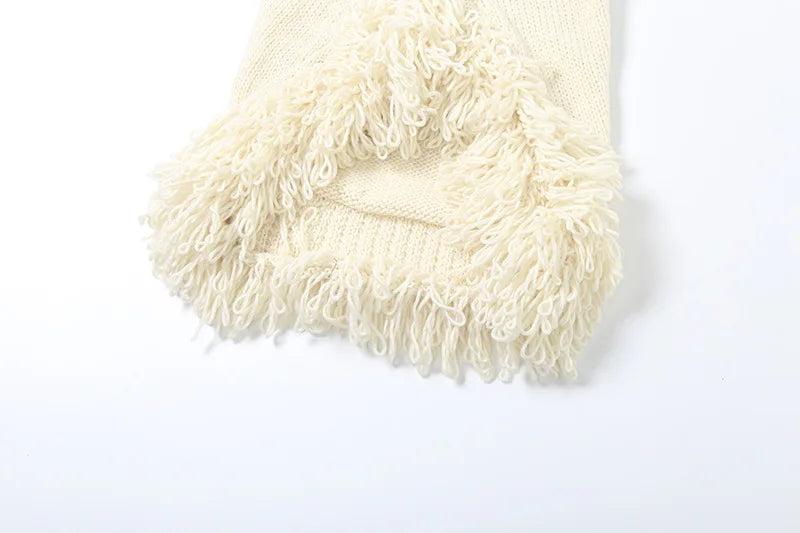 Stunning women’s evening gown from CM.YAYA, highlighted with a flattering empire waistline and sleeveless off-the-shoulder style.