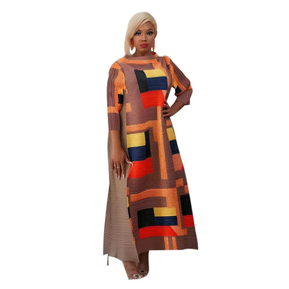 Gorgeous Plus Size traditional clothing in black, highlighting cultural elegance with 3/4 sleeve style and exquisite pleating.