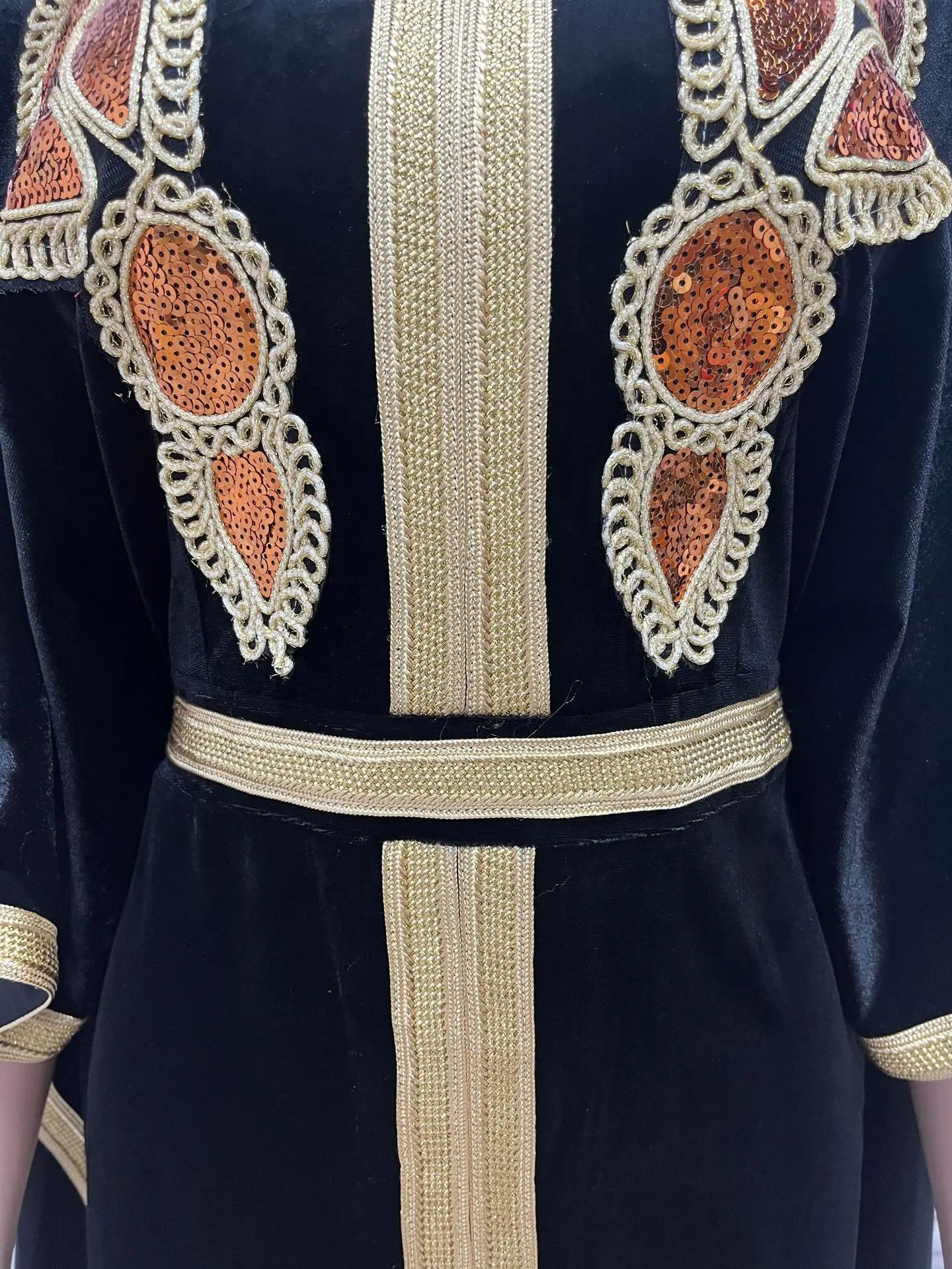 Stylish and elegant abaya dress with an eye-catching sequin embellishment, elegantly designed for modern Muslim women's fashion.