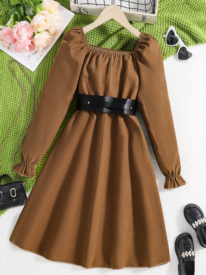 Luxurious Girls' Fashion French Retro A-Line Pleated Dress featuring elegant puff sleeves, designed for ages 7-13 years, perfect for special occasions.
