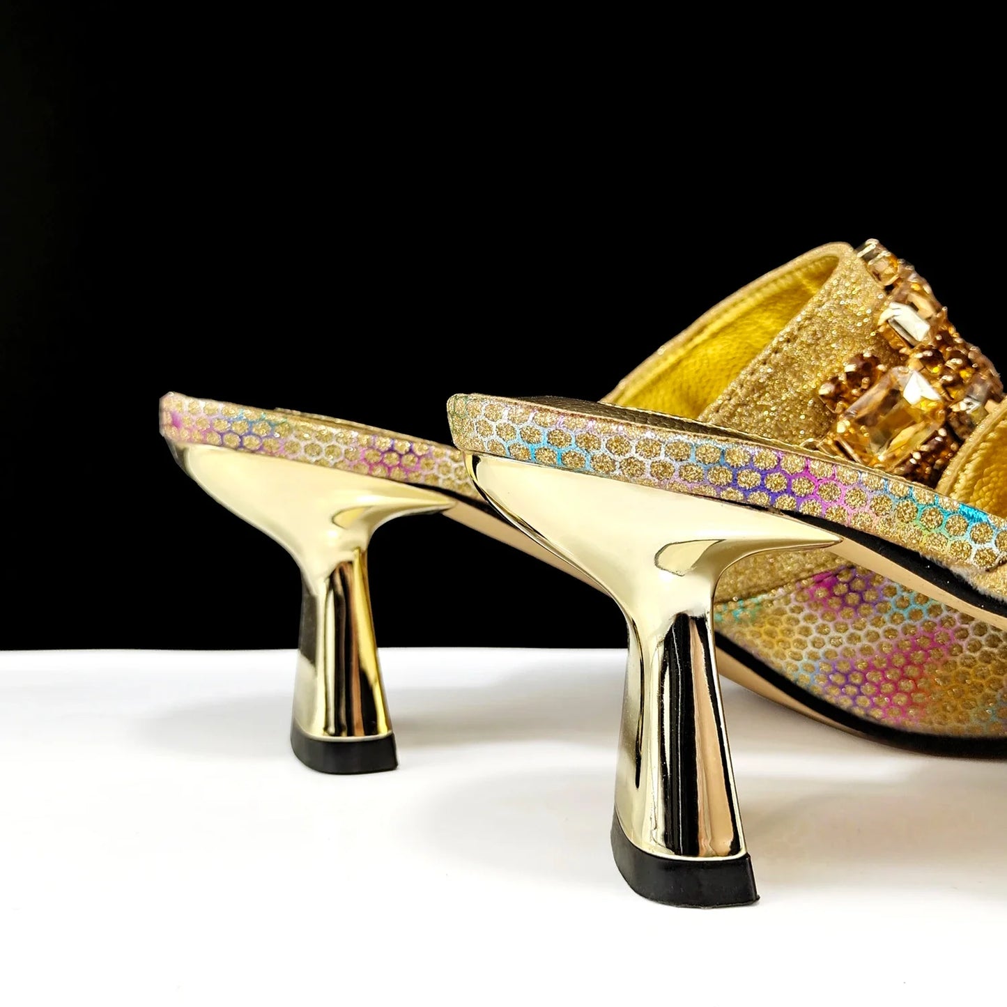 Elegant QSGFC gold Italian high heel pumps, featuring exquisite crystal detailing, designed for stylish women.