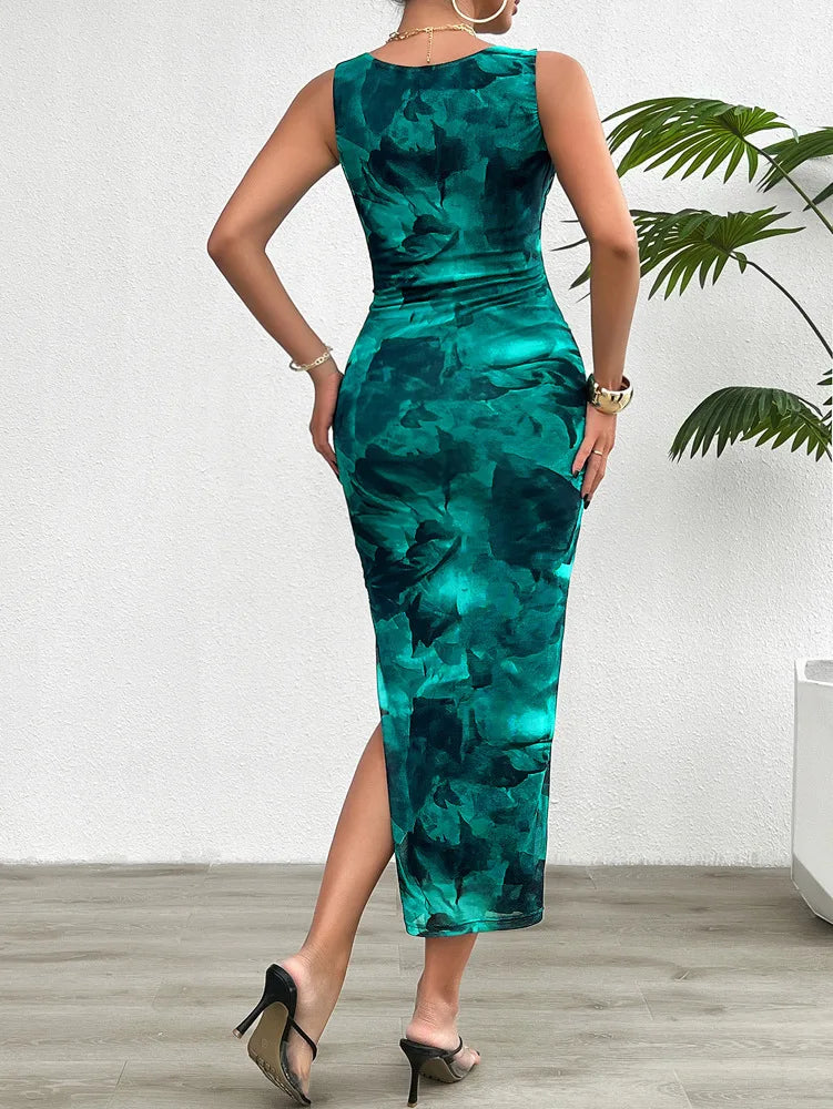 Elegant Women's Slimming Sleeveless Printed Dress featuring a chic split bottom and casual O-neck style, perfect for luxurious spring and summer outings.