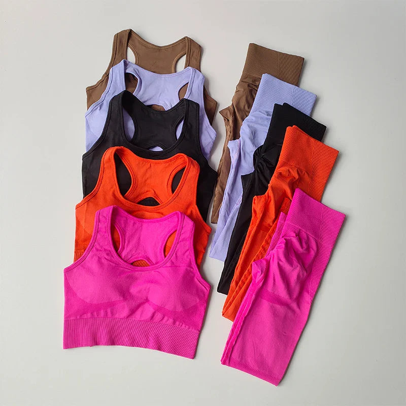 Luxurious women's fitness set featuring a stylish shockproof sports bra, perfect for yoga and workout sessions.