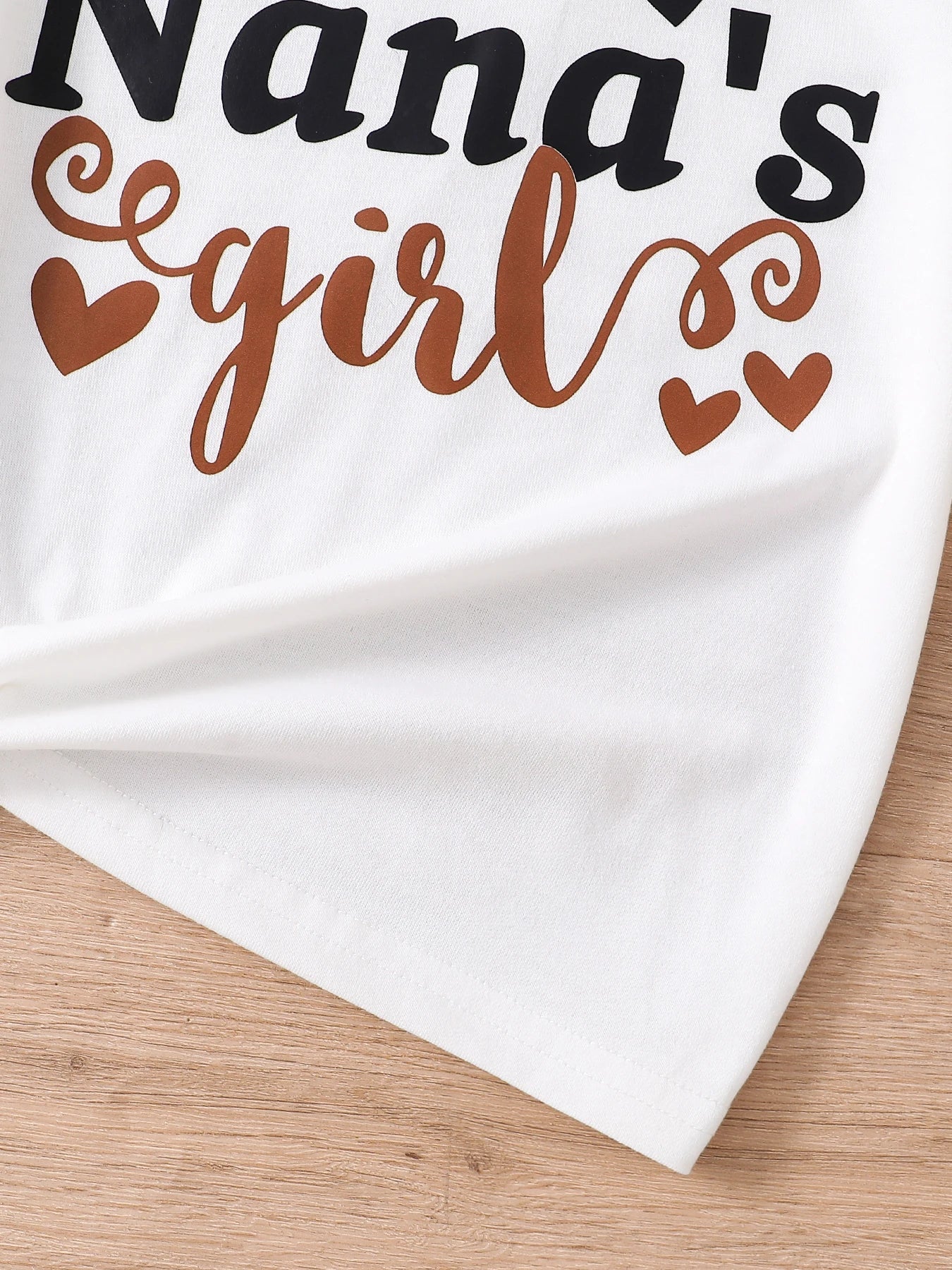 Elegant brown slim fit shorts from a girls' summer 2-piece set, showcasing high-quality polyester material for ages 4-6Y.